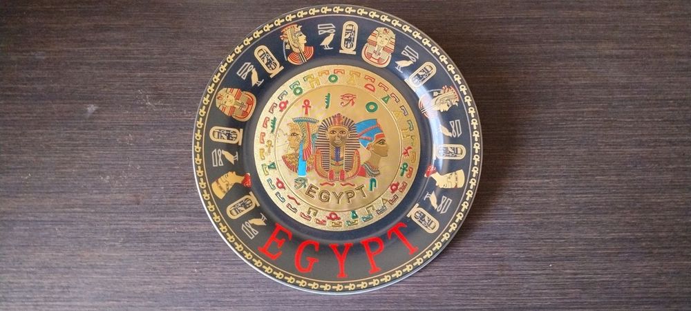 Настенная тарелка из Египта