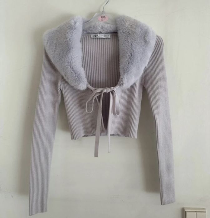 Casaco quentinho lilas gola pelo