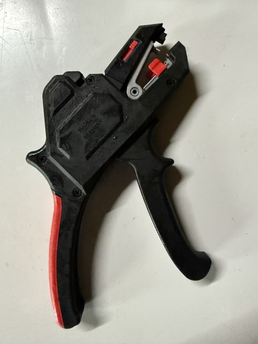 Knipex Szczypce Automatyczne do Ściągania Izolacji