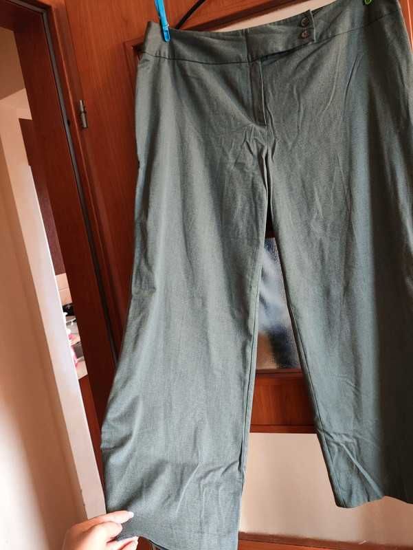Materiałowe spodnie w drobną kratkę plus size Next