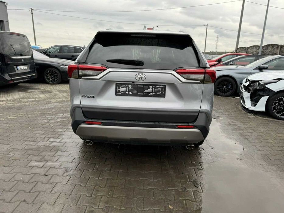 Toyota RAV4 2022 Бампер передній задній Розборка