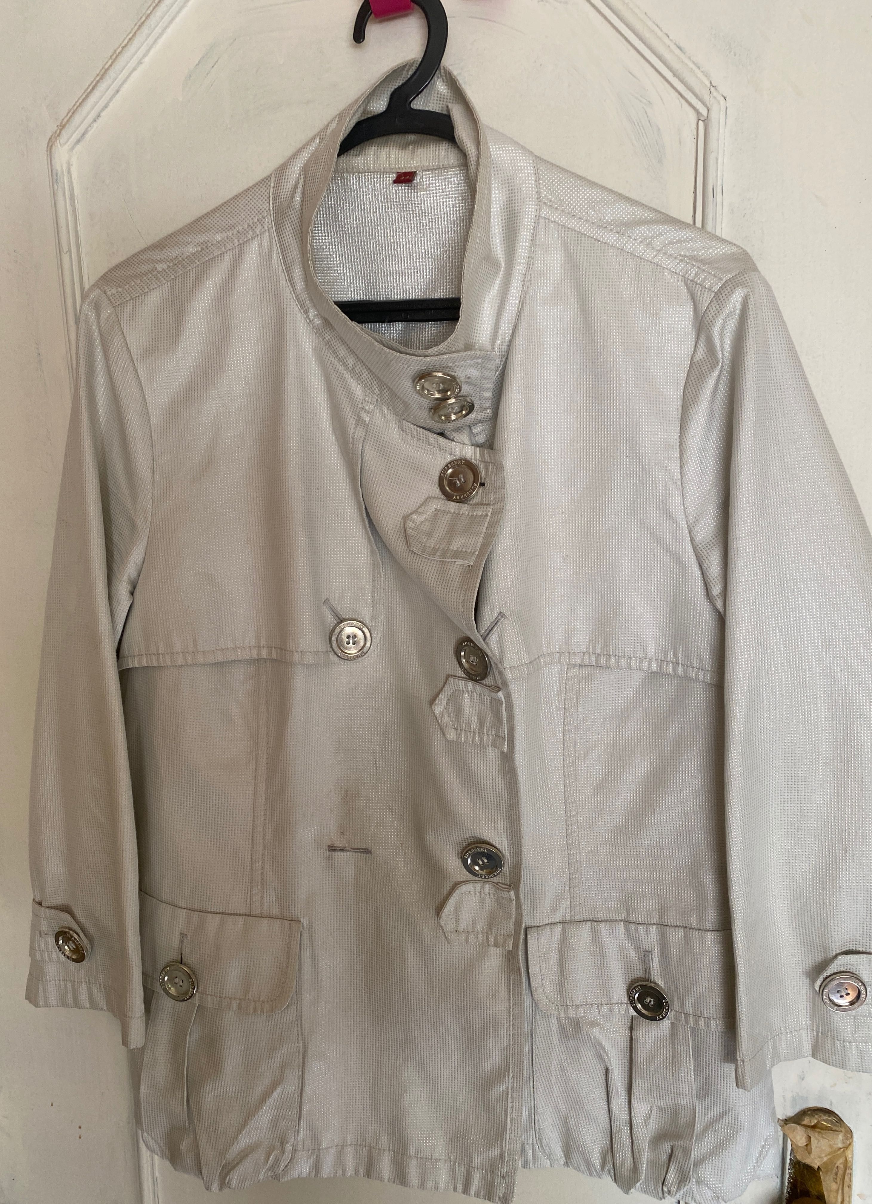Blusão gabardine cinza prateado Burberry