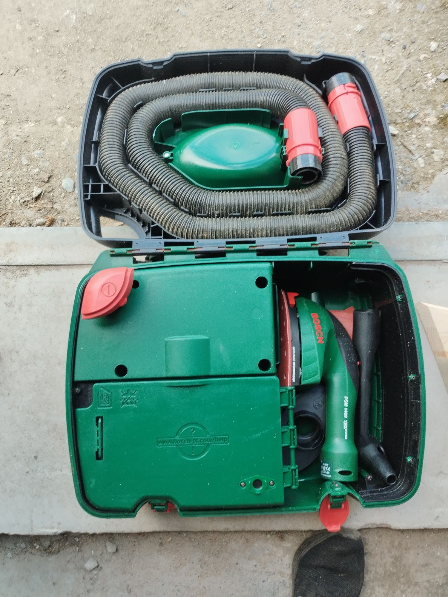 Bosch szlifierka oscylacyjna z odkurzaczem