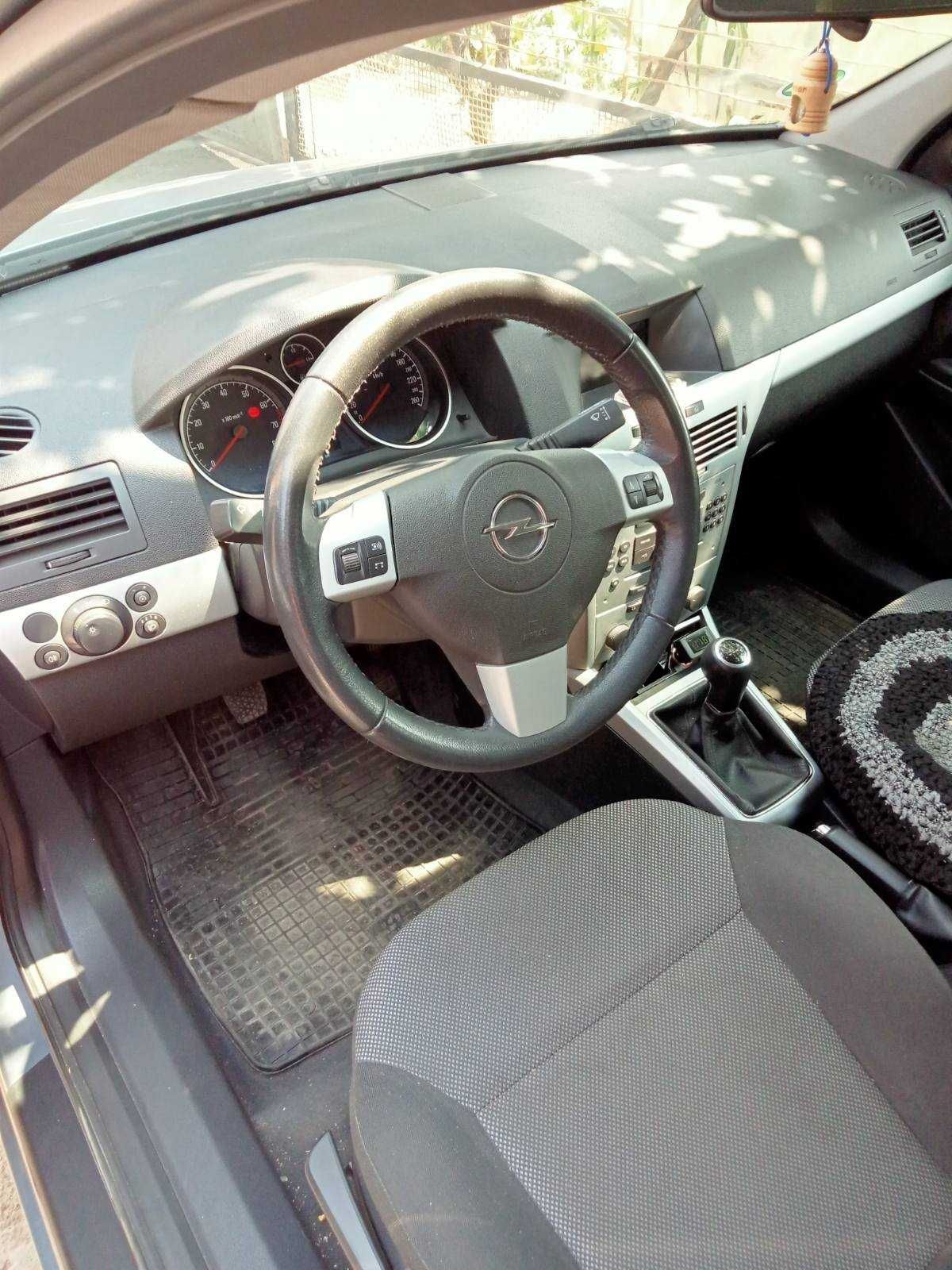 Opel Astra 1,6 2009