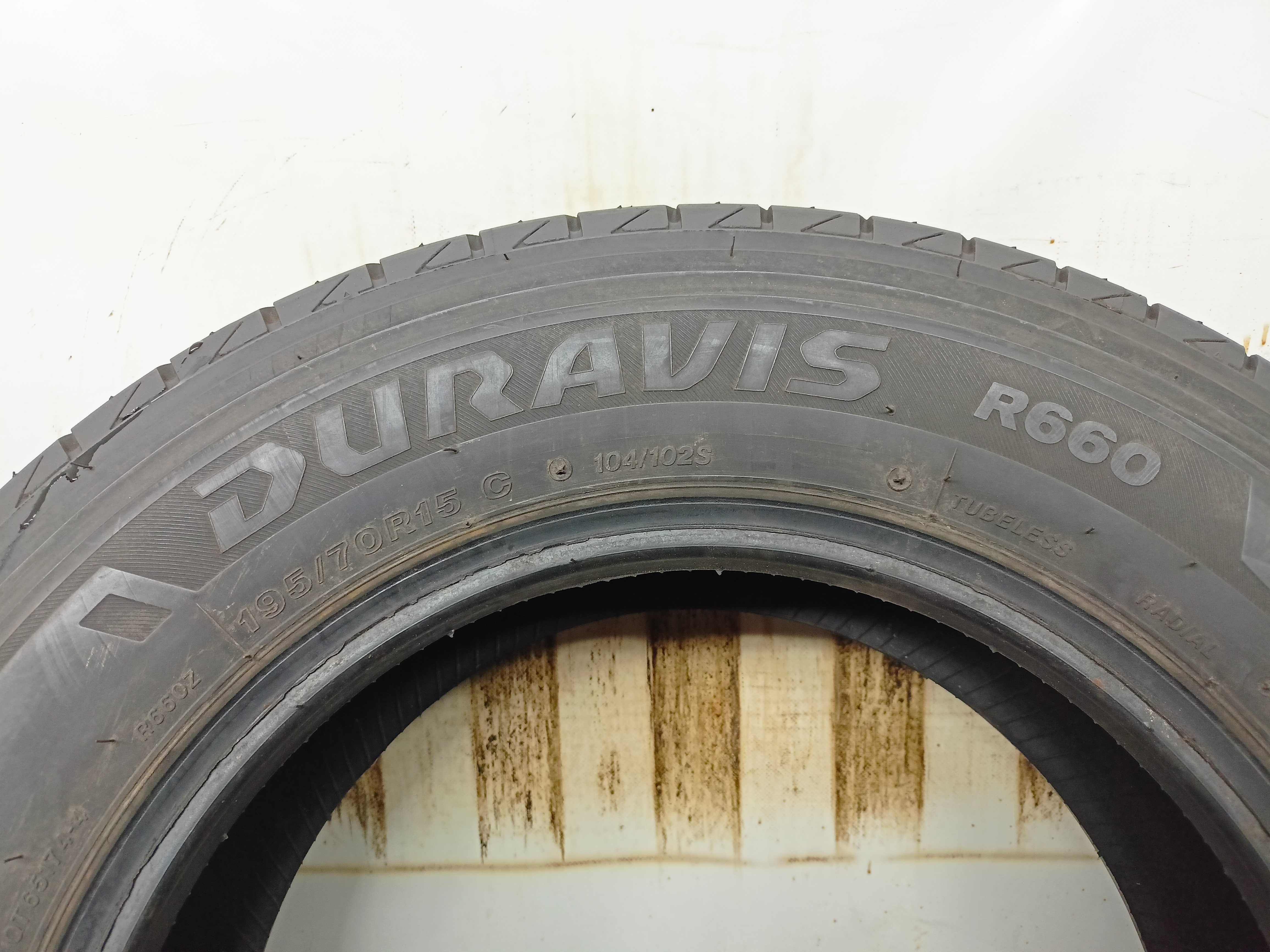 Bridgestone Duravis R660 195/70/15C 19r. 104/102S (3648)