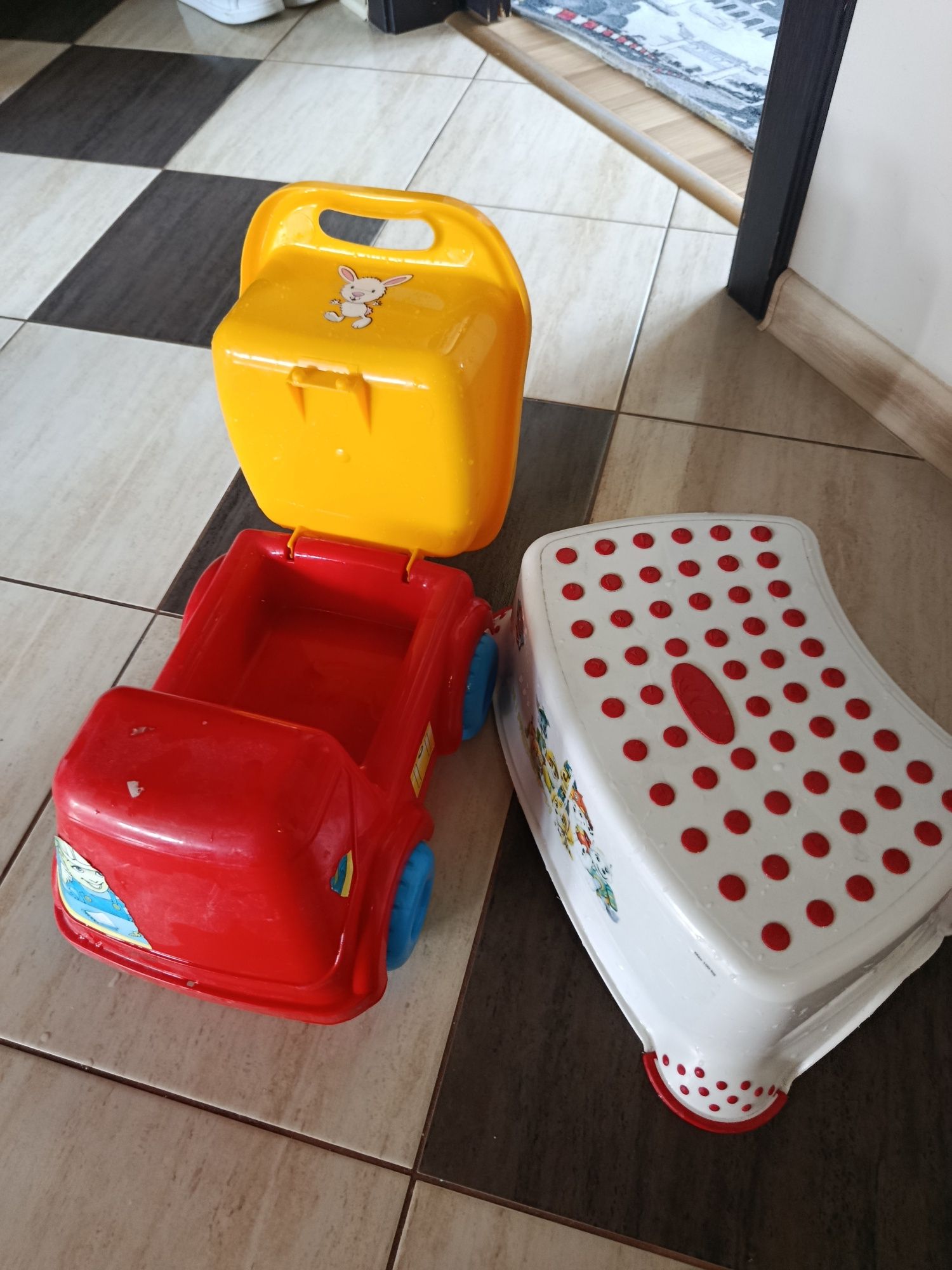 Koparka auto plus stopień do sedesu