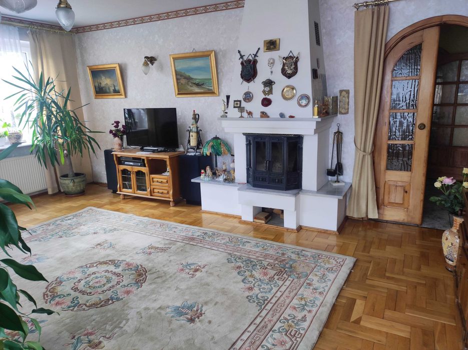 Dom z ogrodem i garażem w Kartuzach, w pobliżu jeziora