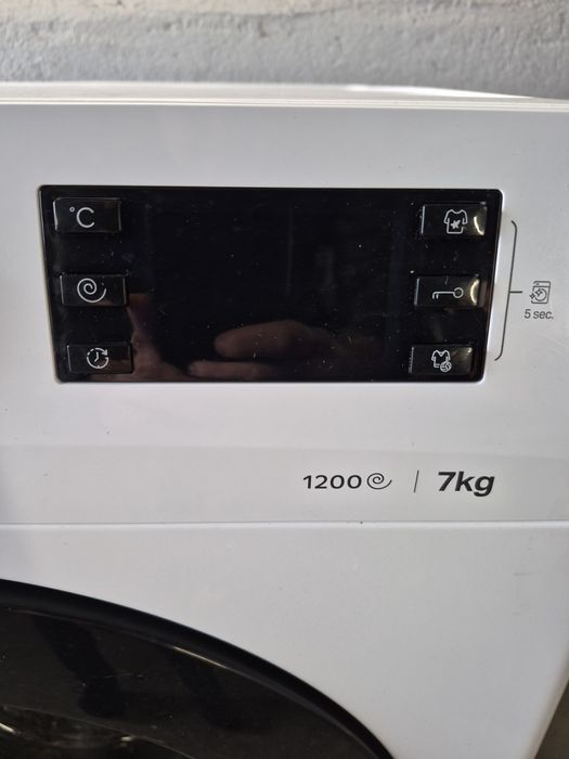 Indesit 7kg. 1200 obrotów