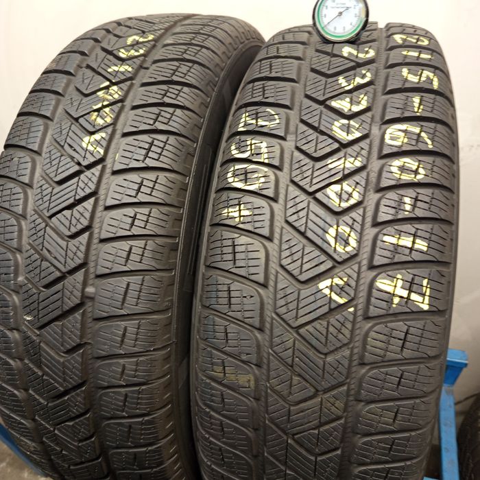 215/60R17 Pirelli Scorpion Winter