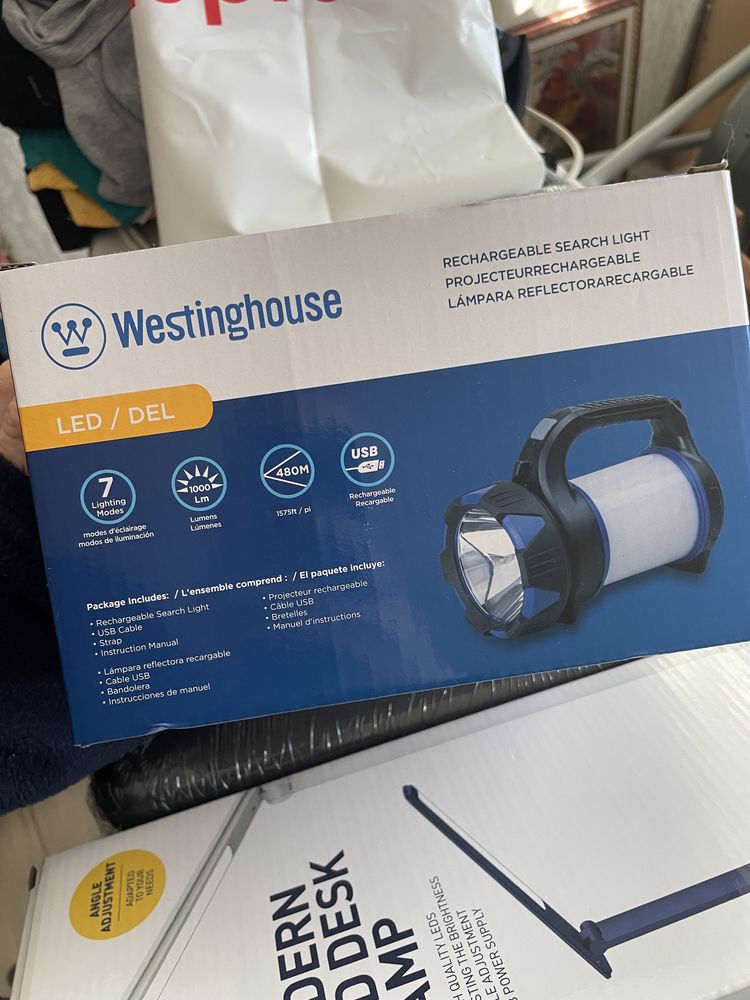 Ліхтар пошуково-кемпінговий Westinghouse 10W LED WF225