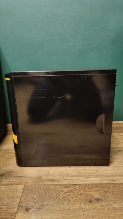 Komputer stacjonarny PC, AMD, Nvidia, 8GB, klawiatura i mysz, WIFI!
