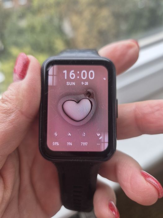 Смартчаси Huawei Watch Fit 2 

Продам