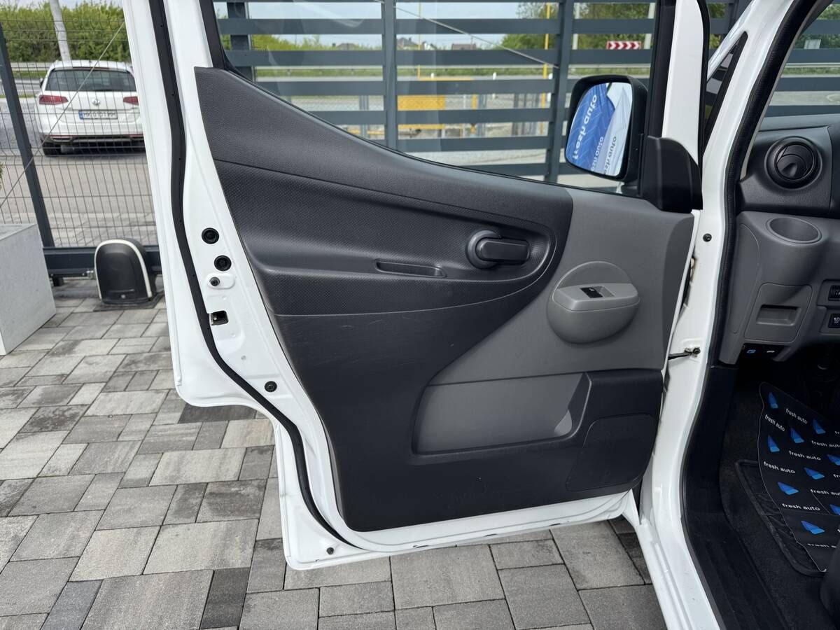 Nissan e-NV200 2021 freshauto