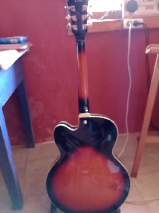 Guitarra elétrica hollowbody Ibanez Artcore AF75