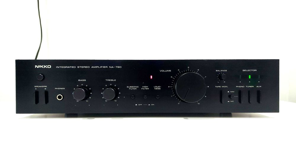 Amplificador japonês NIKKO NA-790 (2x55w)*