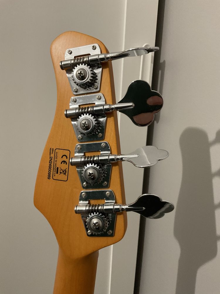Gitara basowa Sire Z3 Marcus Miller jak nowa. ZAMIANA
