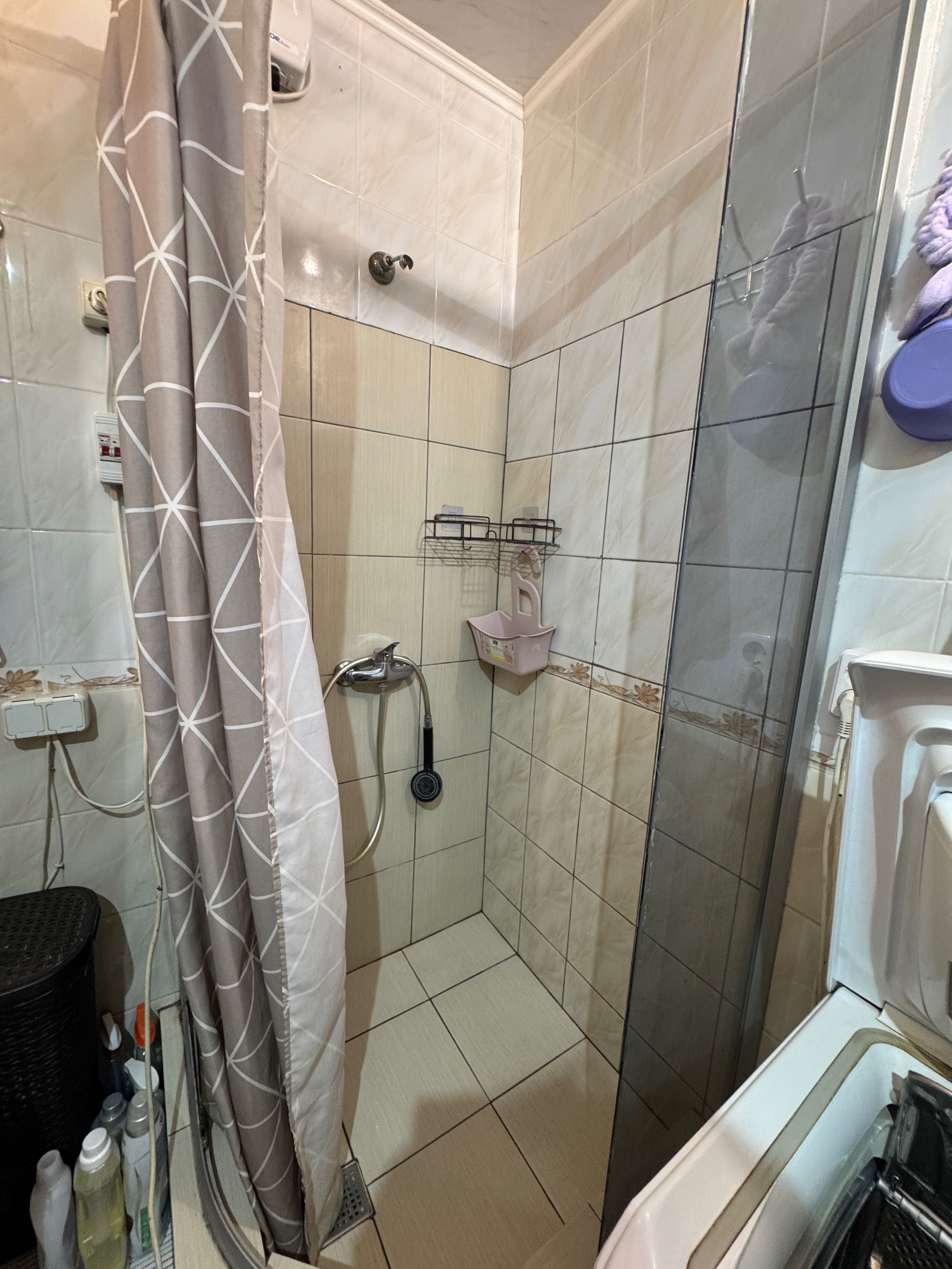 Продаж кімнати в гуртожитку