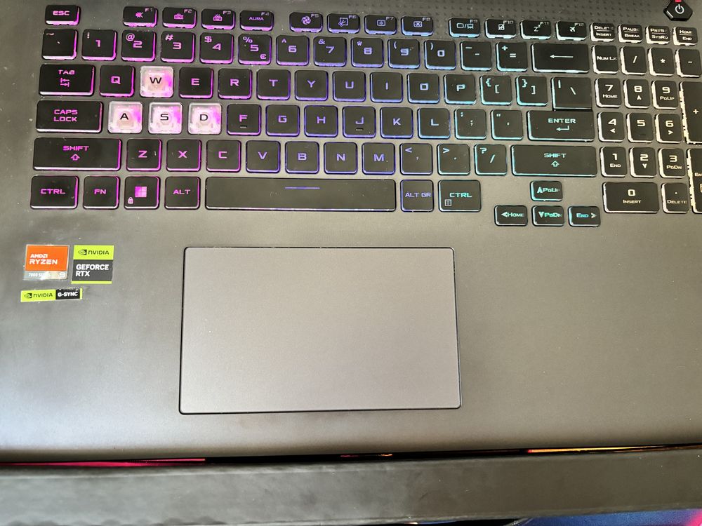 Pilne sprzedam Gamingowy Laptop ASUS ROG Strix G17