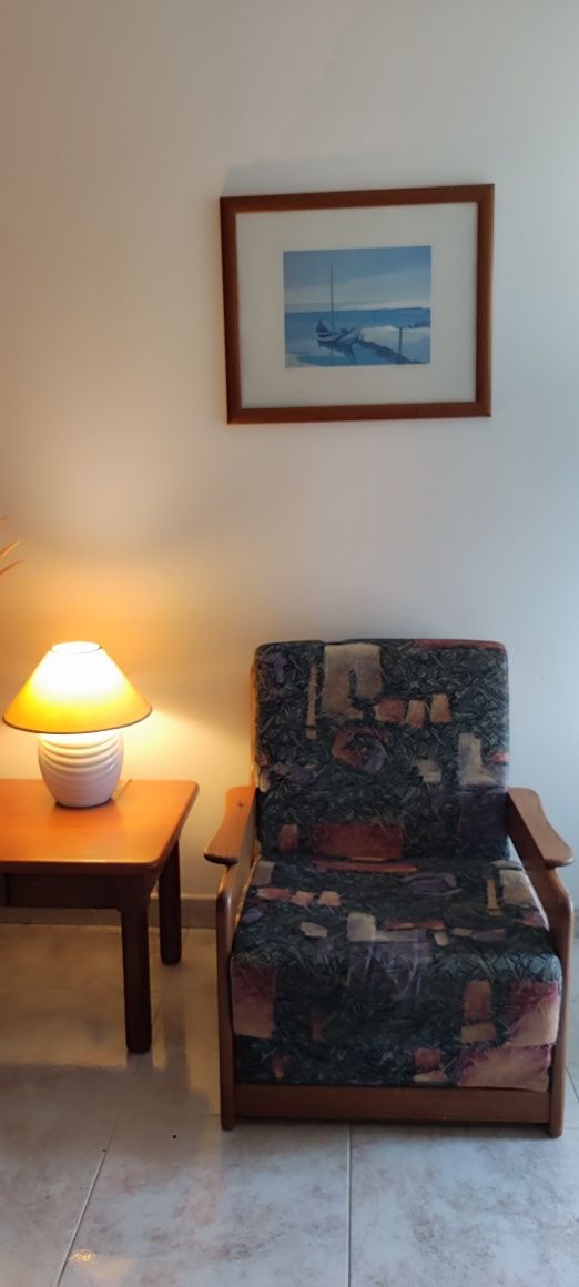 Sofá cama: Conjunto de 2 poltronas e 1 sofá