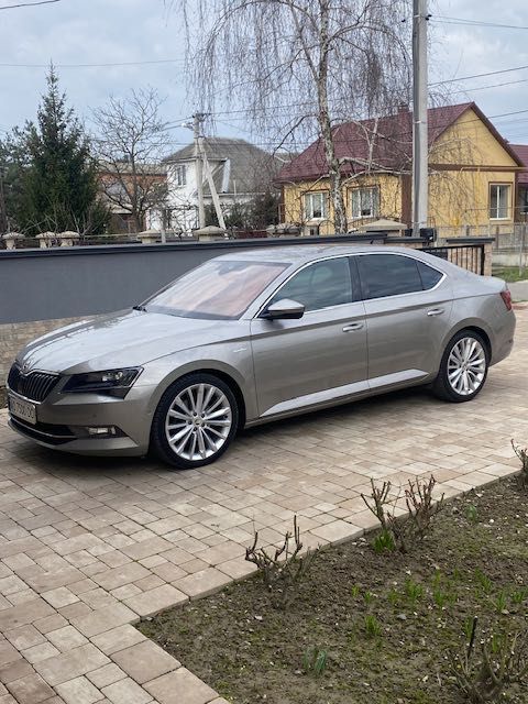 Skoda Superb Laurin & Klement