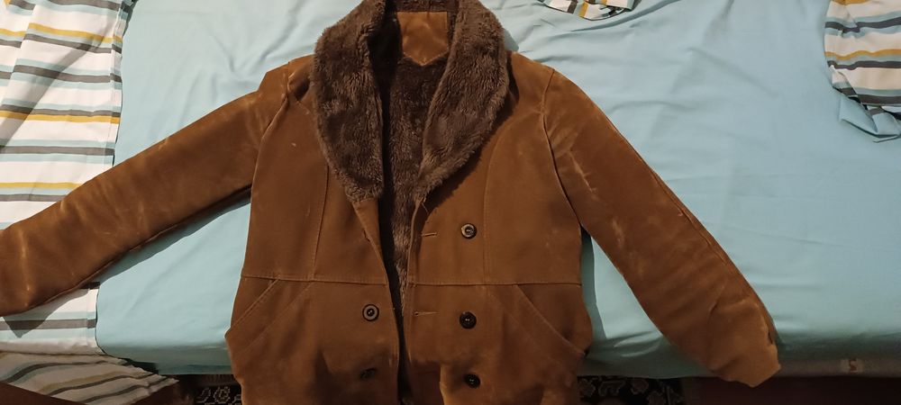 Casaco pele real forrada com pêlo por dentro