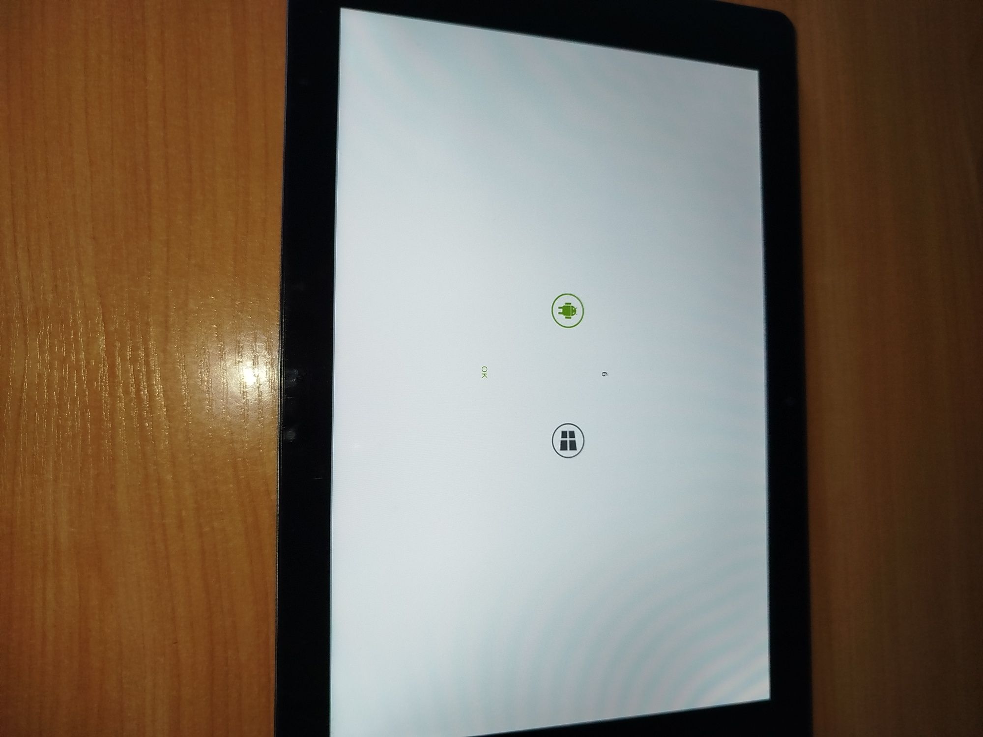 Планшет CHUWI HI 12