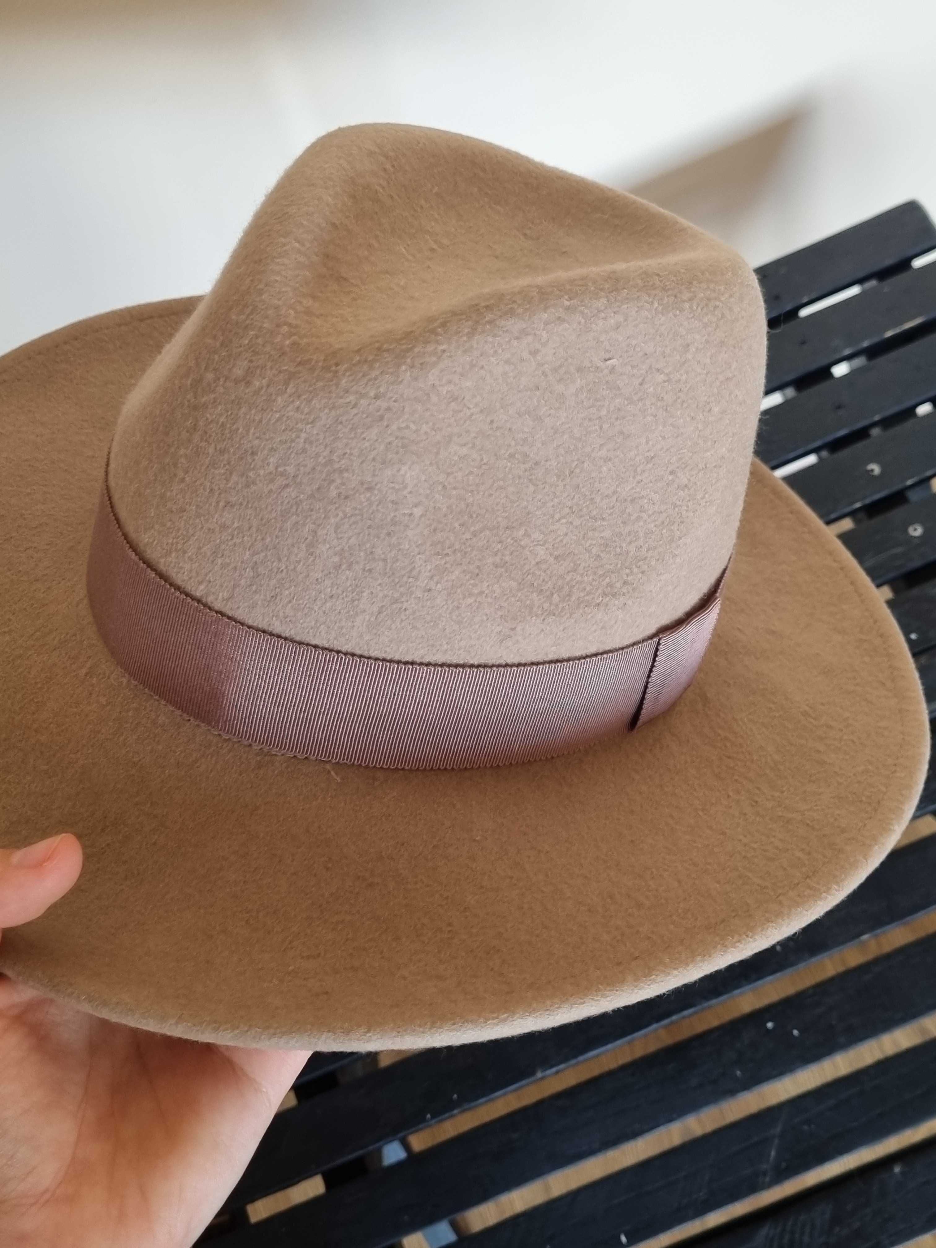 Фетровий коричневий капелюх Федора