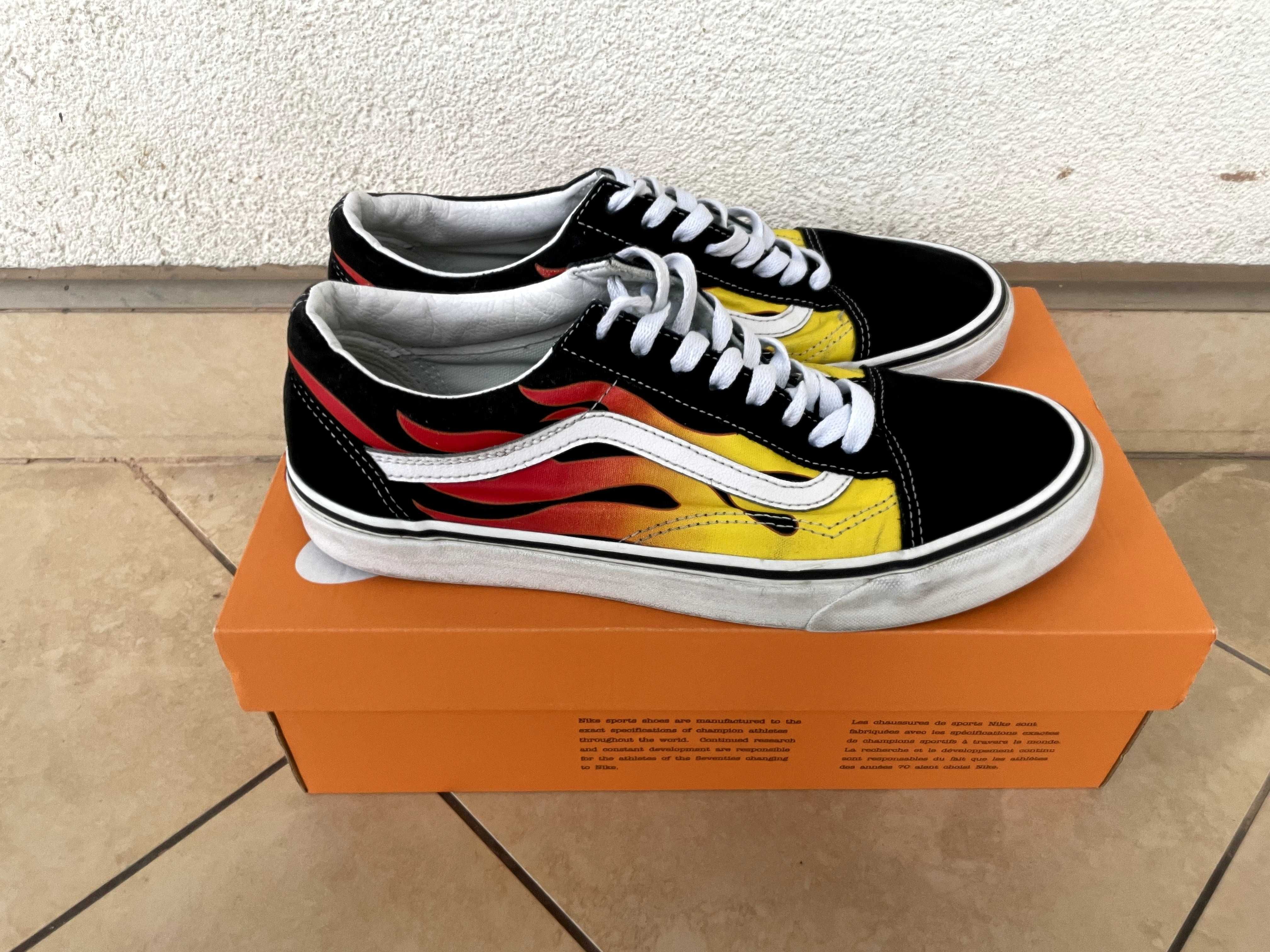 VANS Old Skool Buty unisek (27.5cm, EUR: 42.5)