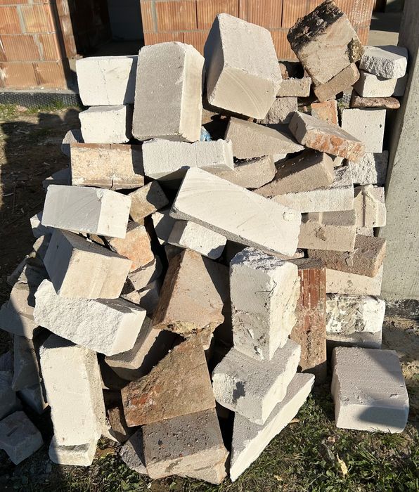 Ścinki beton komórkowy 12cm - oddam za darmo
