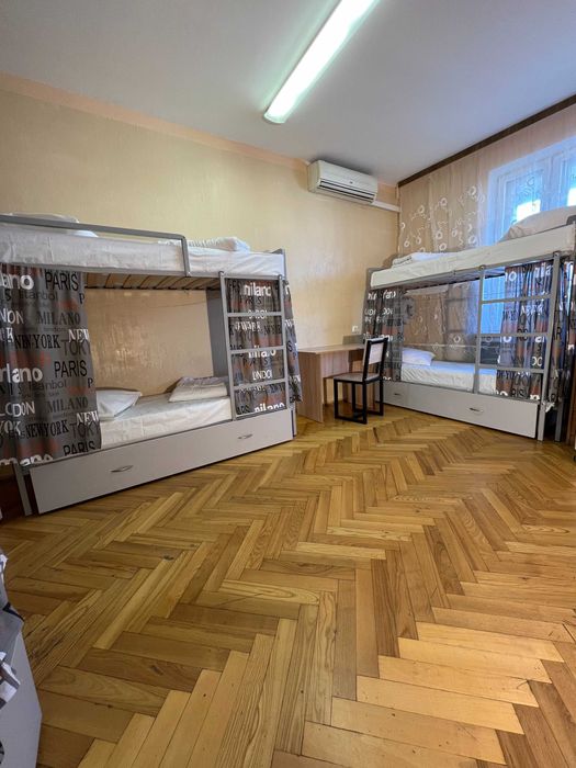 Улучшенное общежитие, правый берег Киева, 1500 грн/месяц!!!