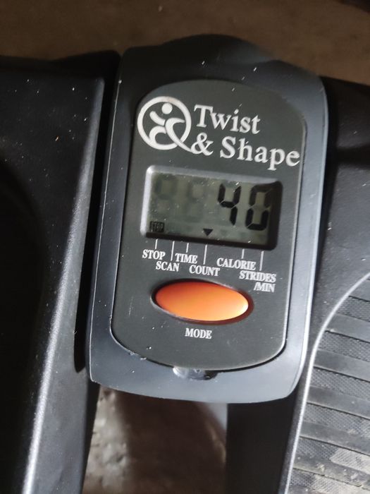 Степ тренажер twist and shape