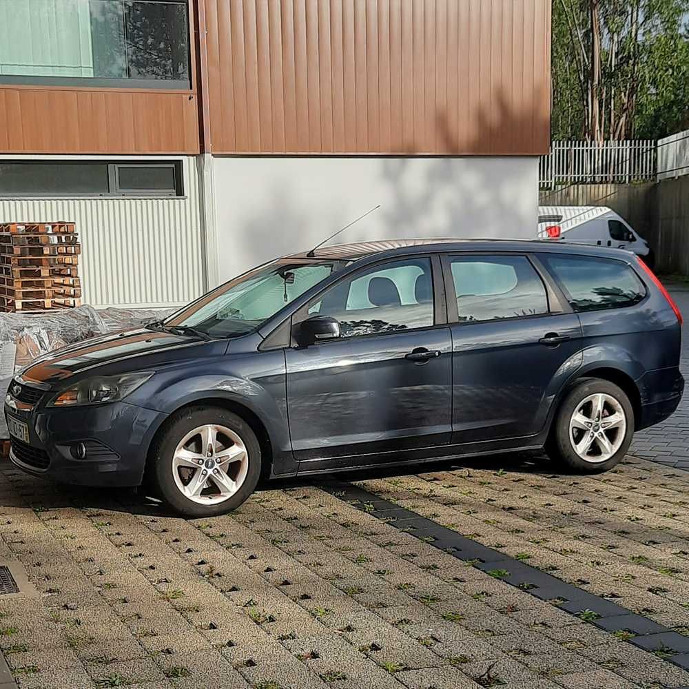 Ford Focus 1.6 TDCi - 2009 | Económico e Fiável