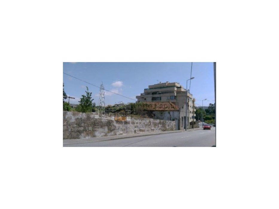Terreno junto ao Hospital São João