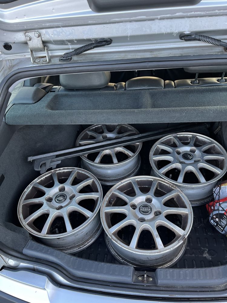 Volvo v40 T4 2.0