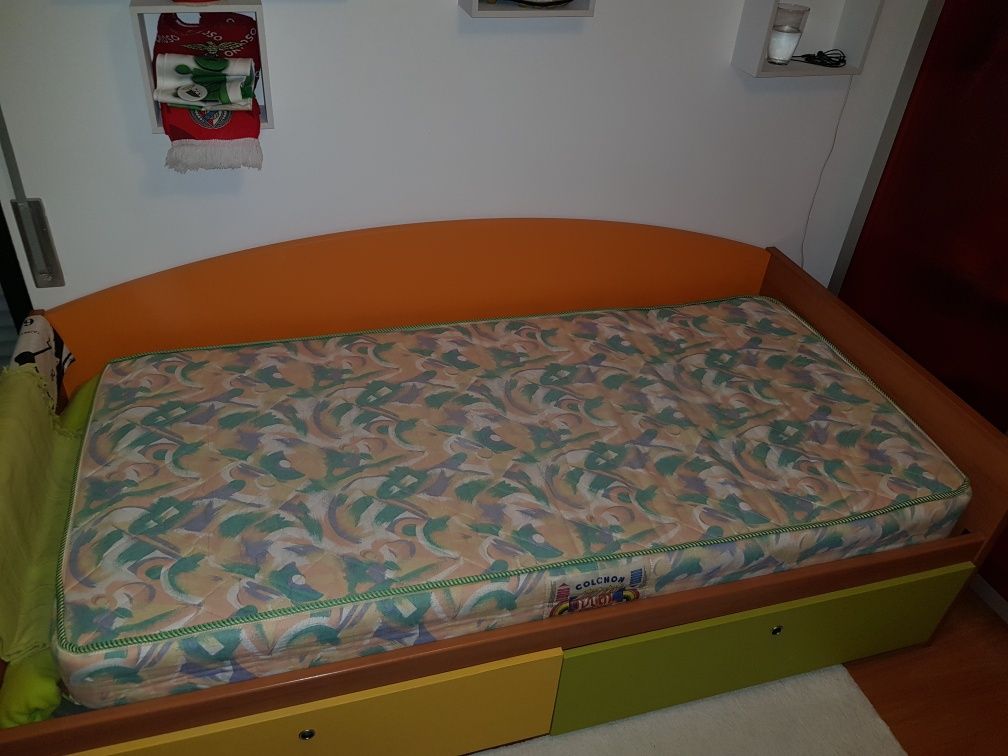 Cama solteiro criança