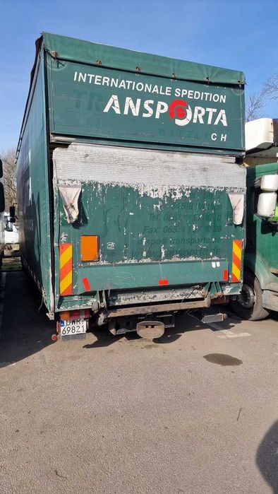 Samochód ciężarowy MAN uszkodzony 2008r