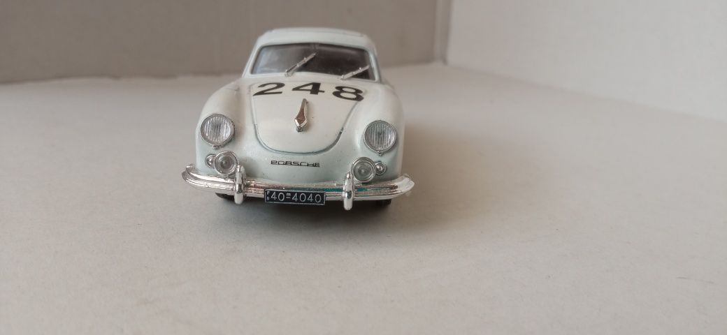 Brumm Porsche 356 Mille w skali 1/43