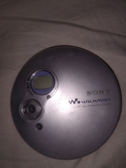 Продам CD-плеер Sony Walkman D-EJ753 • Полностью рабочий