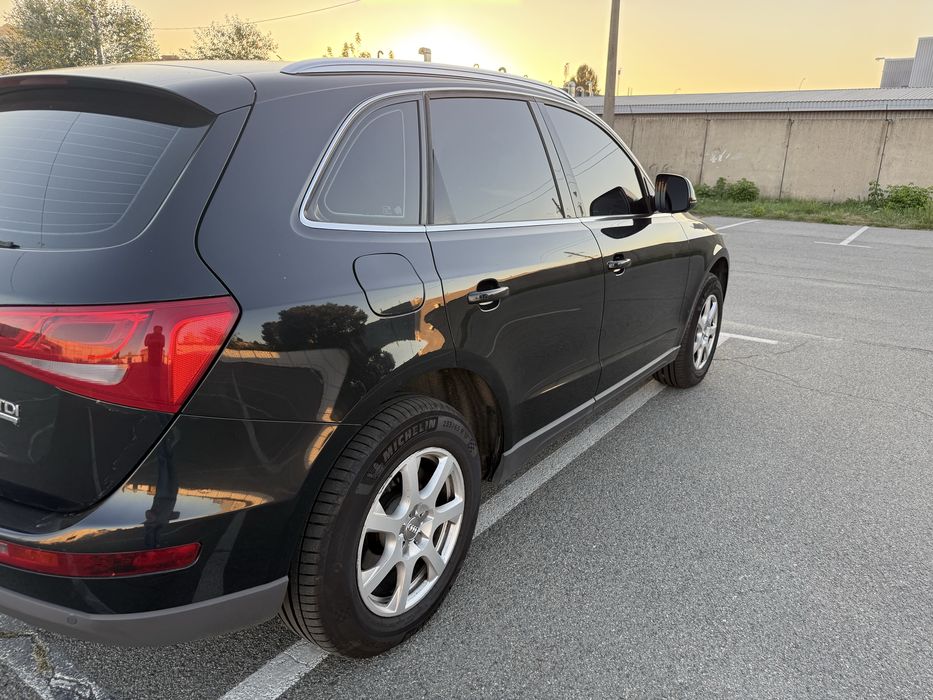Audi Q5 2009 ТDI 2.0