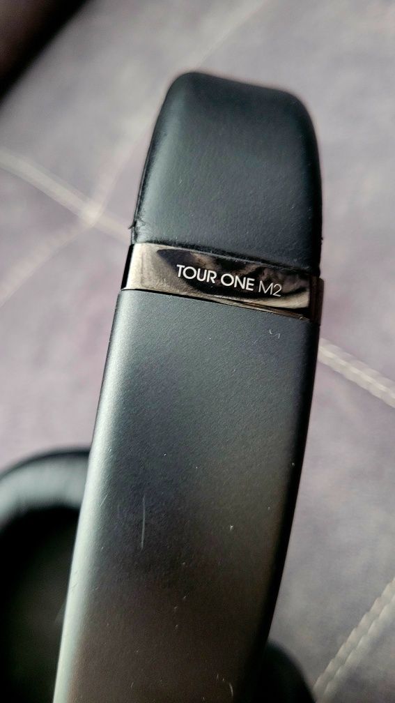 Słuchawki JBL Tour One M2