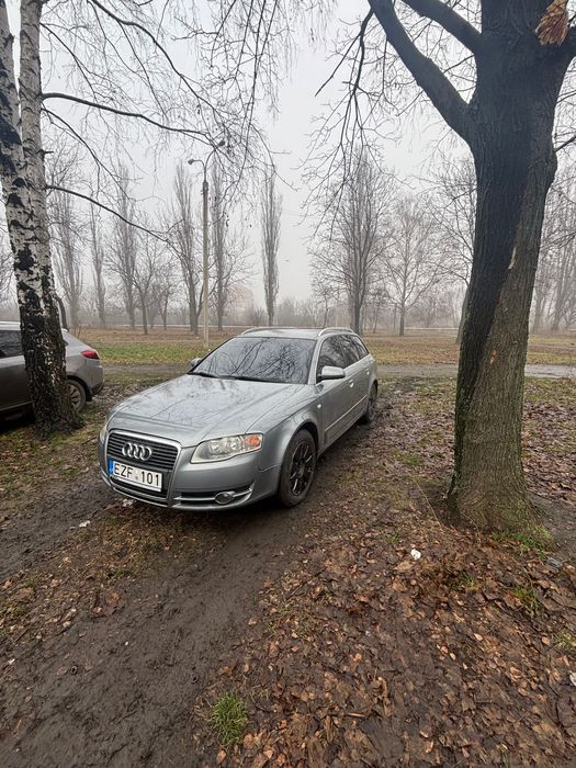 Ауді а4 б7 на бойовому ходу