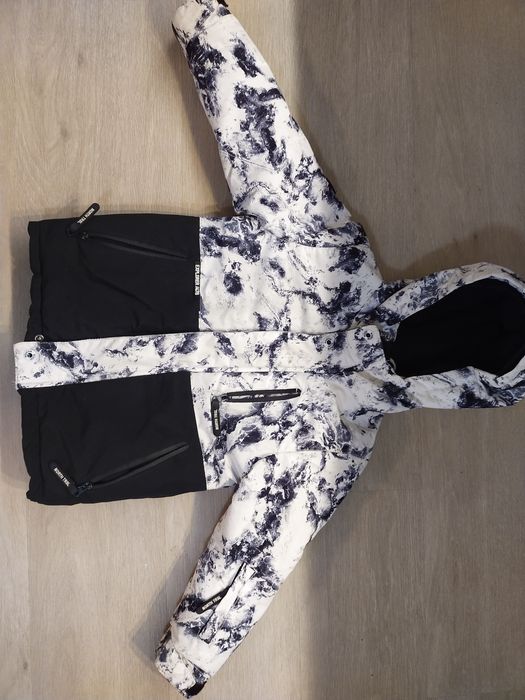 Kurtka zimowa wodoodporna (narciarska) Smyk Cool club rozm. 104