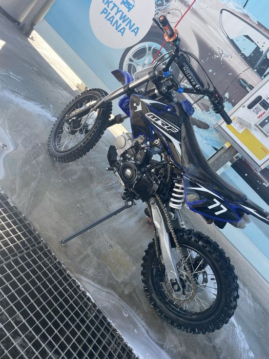 sprzedam crossa barton 125