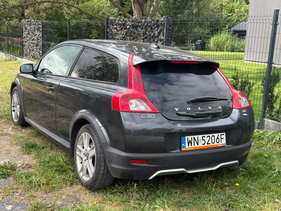 Volvo C30 Volvo C30  w jednych rękach od ponad 10 lat , super stan .Prywatne
