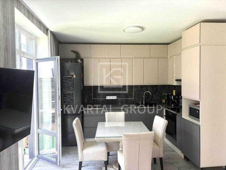 БЕЗ КОМІСІЇ! ТаунХаус з ремонтом і меблями. ТОП локація. Поруч ЛІс