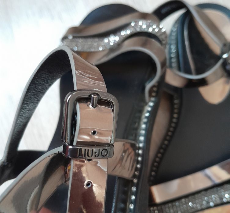 Босоніжки Liu jo, Gucci 31. Босоножки