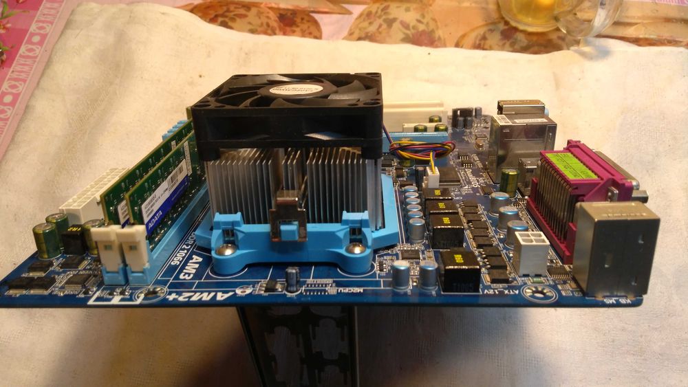 Płyta Główna Gigabyte  GA-M68M-S2P