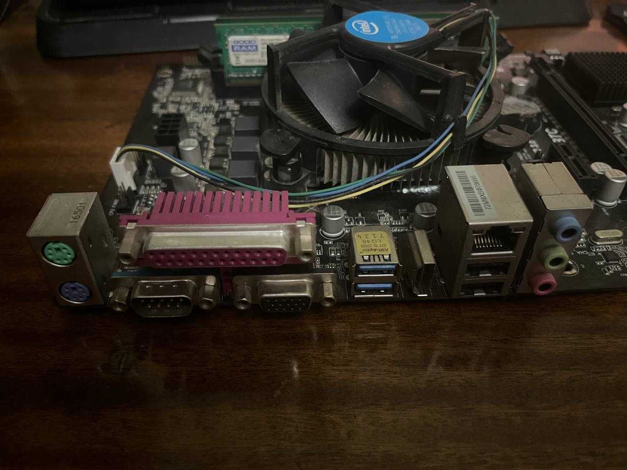 Материнська плата ASRock H81 Pro BTC +8ОЗУ +Процесор Celeron G1840