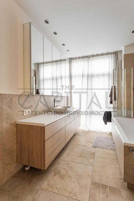 Оренда / Будинок
Київ, Голосіївський район, вул. Лютнева, 58