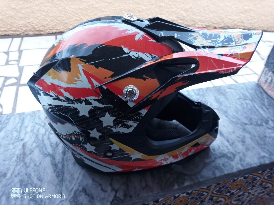 Capacete cross criança